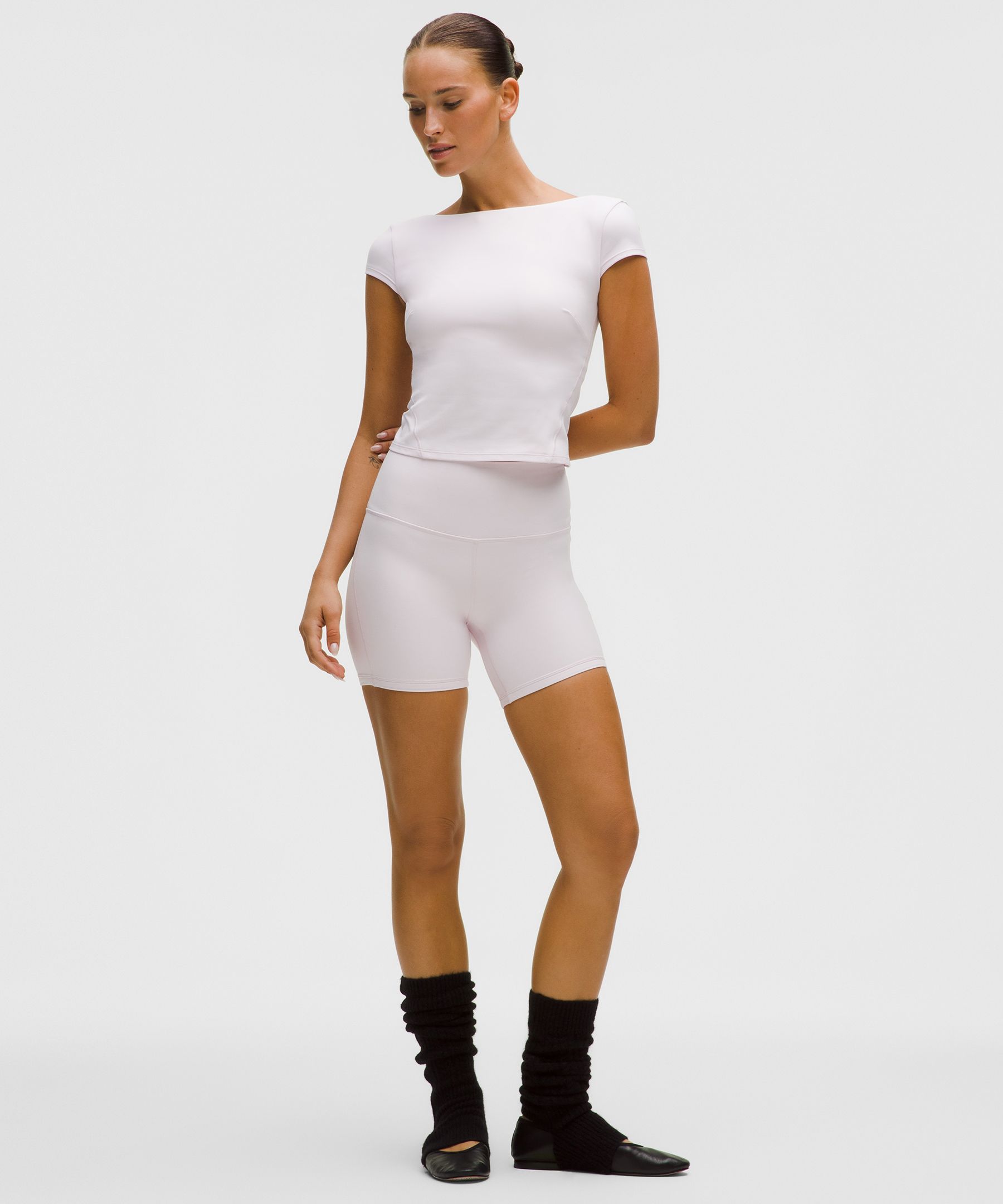 lululemon Align™ Scoop-Back Kısa Kollu T-Shirt hover