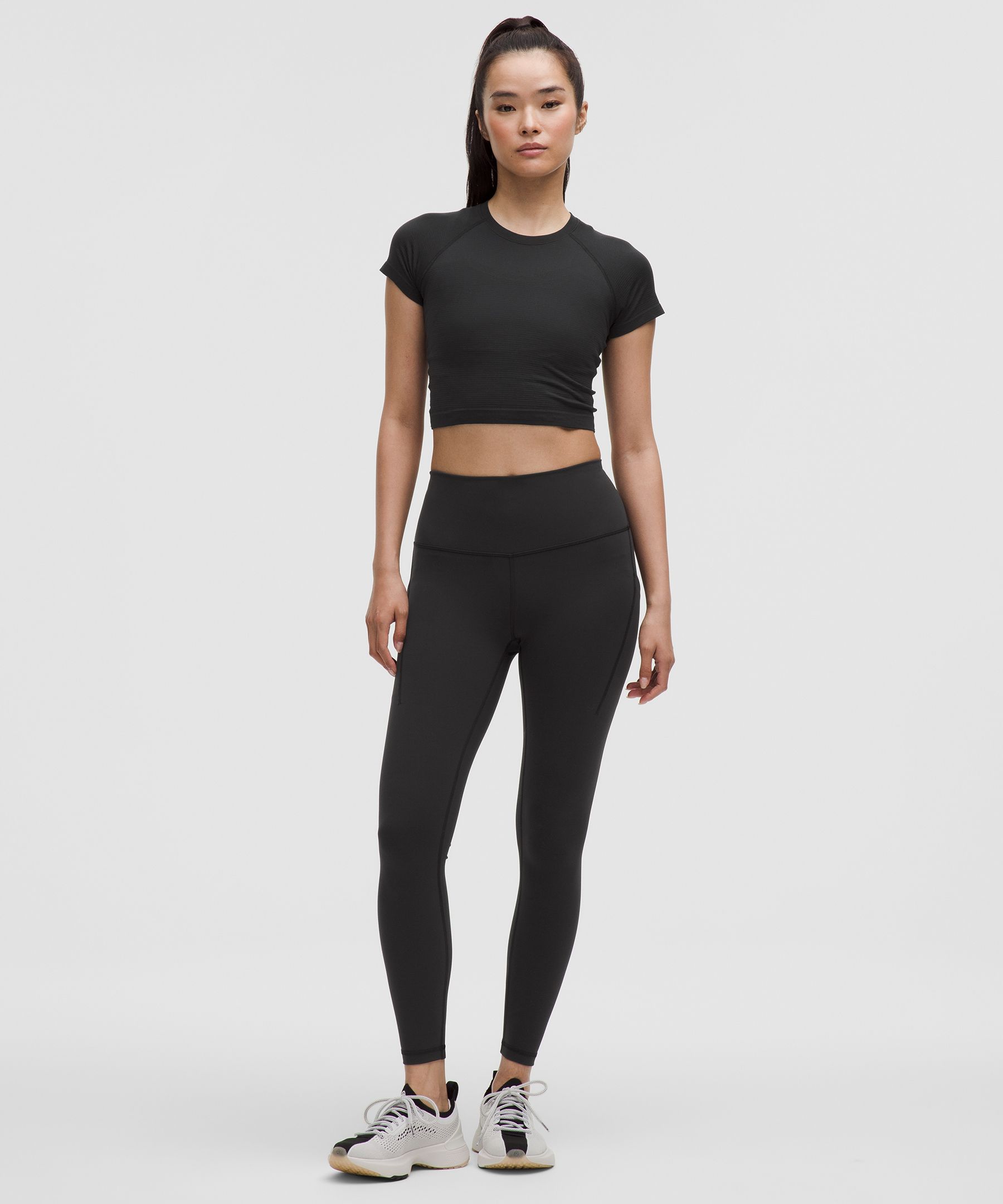 Swiftly Tech Crop Kısa Kollu T-Shirt 2.0 hover