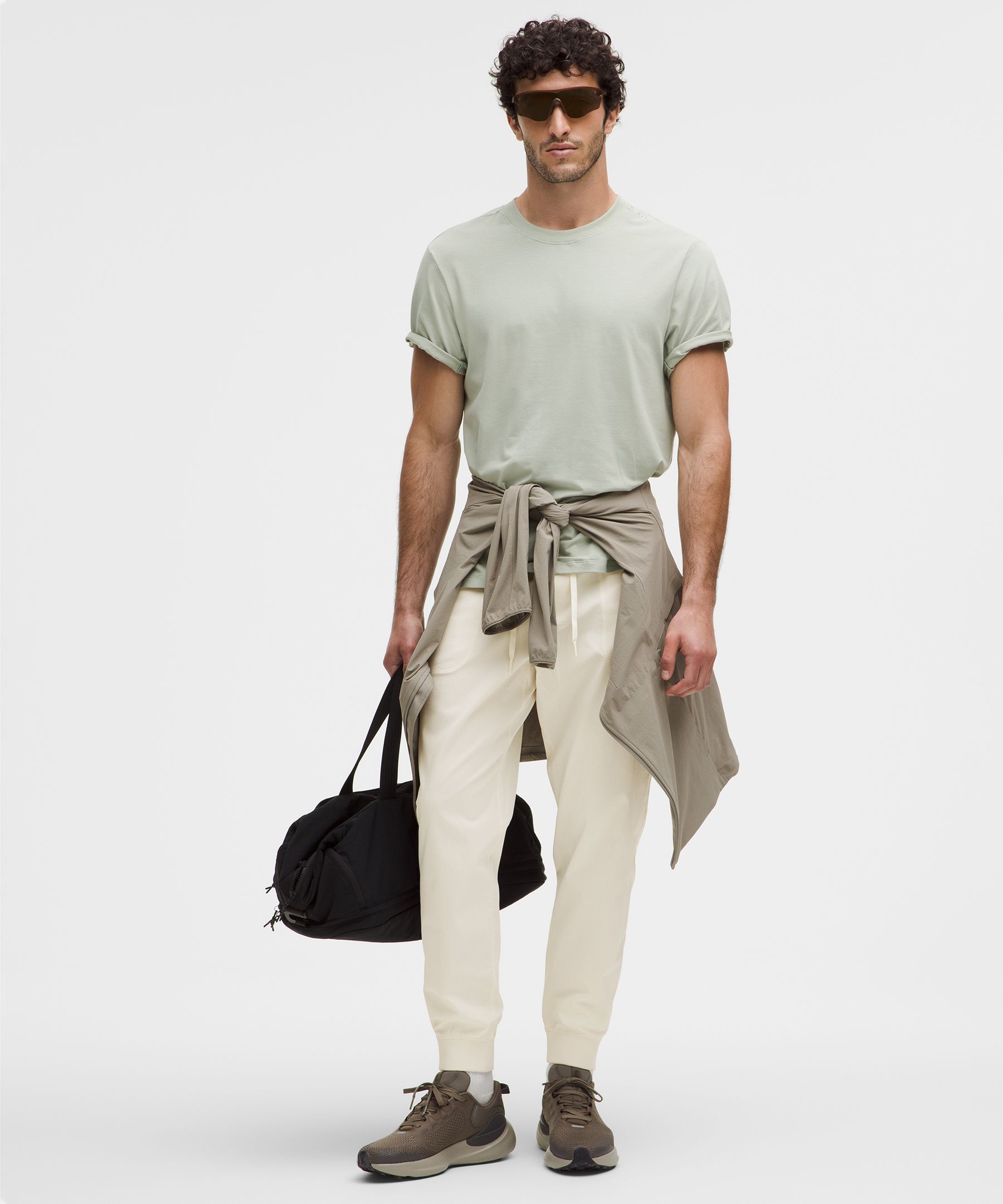 ABC Regular Jogger WovenAir™ hover