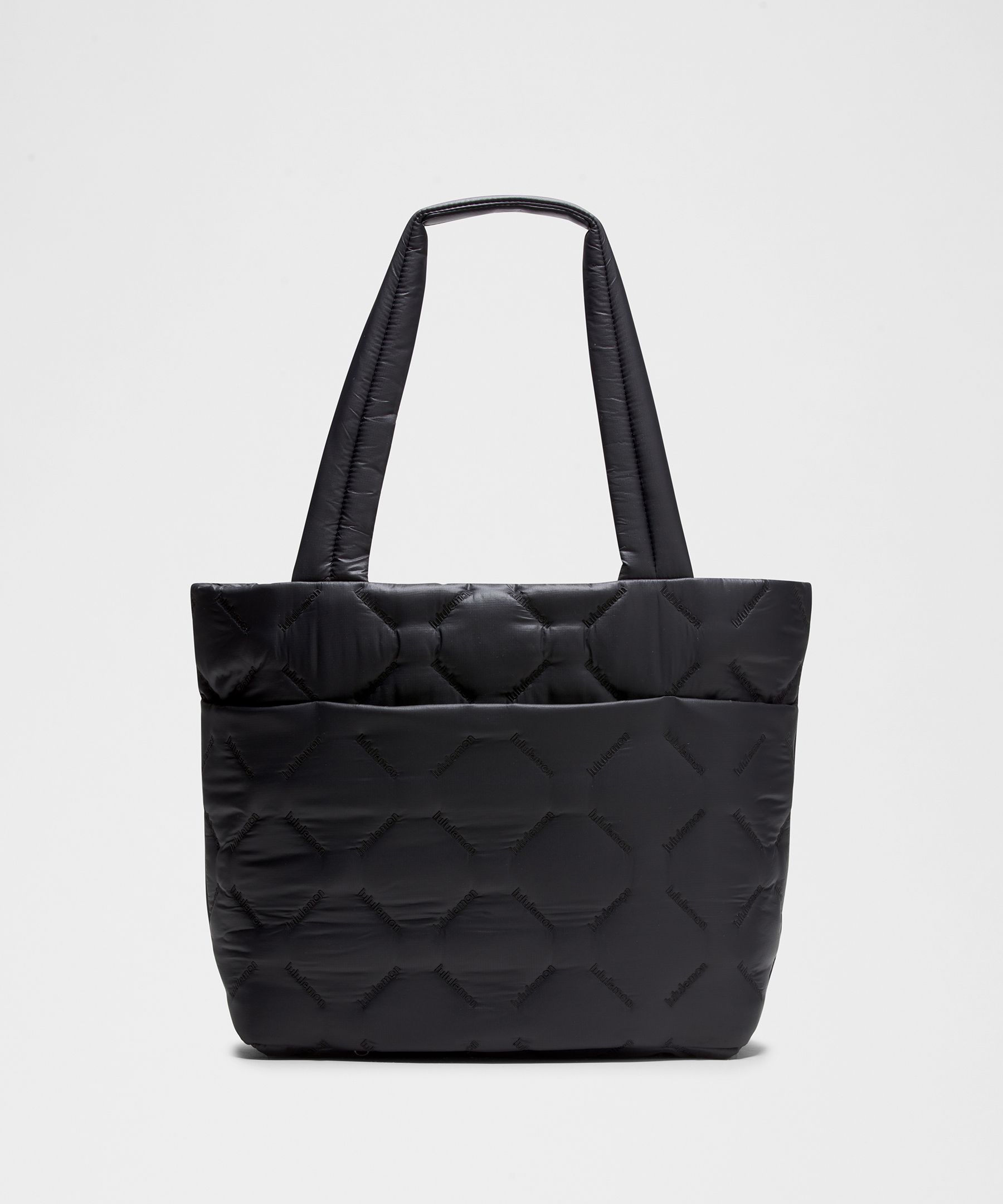 Quilty Pleasures Tote Orta Boy Çanta hover