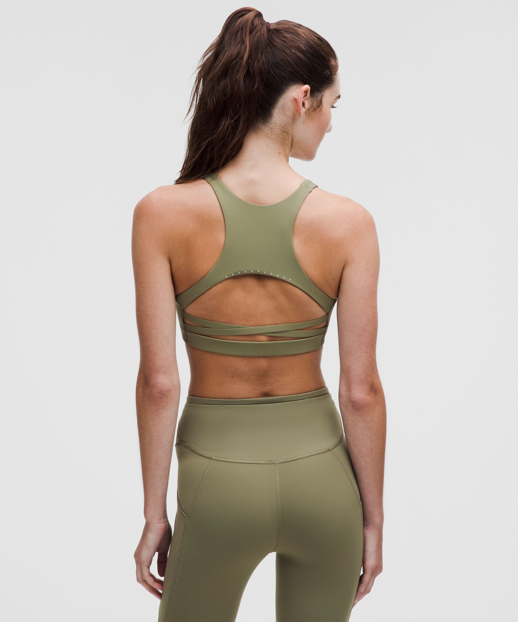 Nulux™ Strappy-Back Sporcu Sütyeni hover
