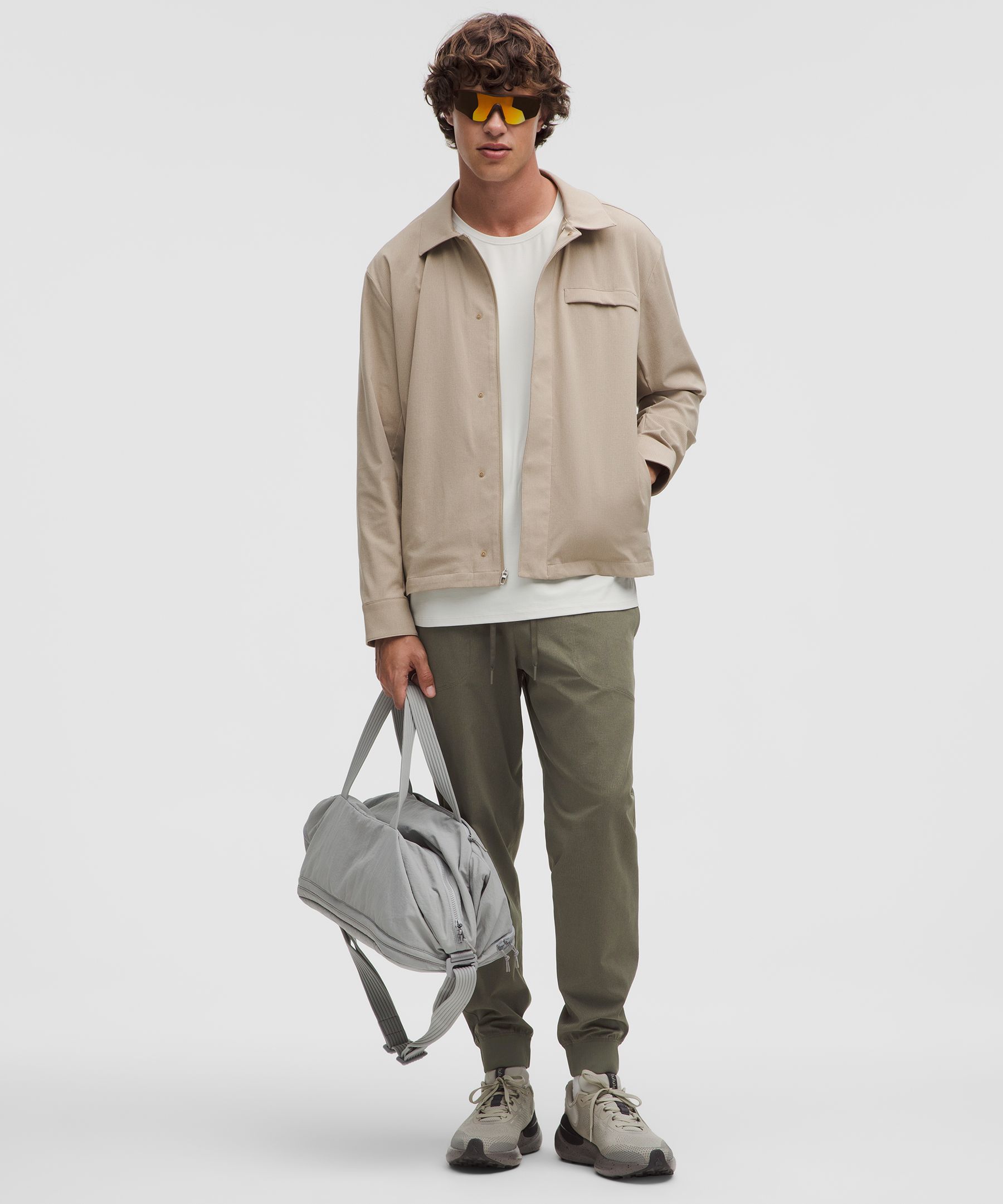 ABC Regular Jogger WovenAir™ hover