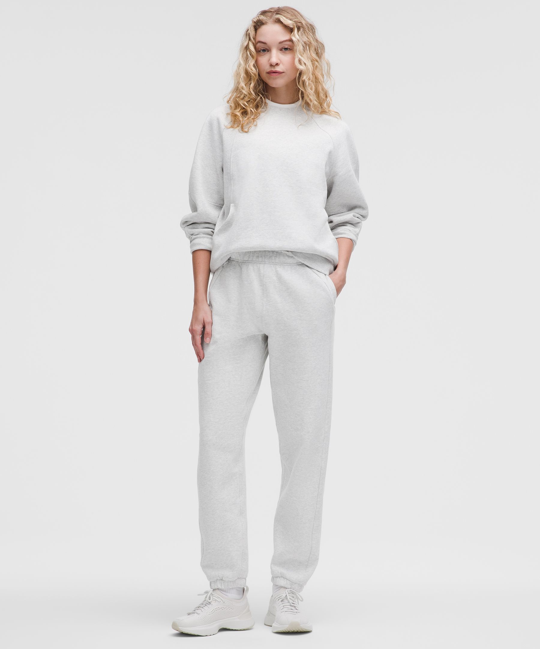 Scuba Mid Rise Oversize Jogger Regular hover