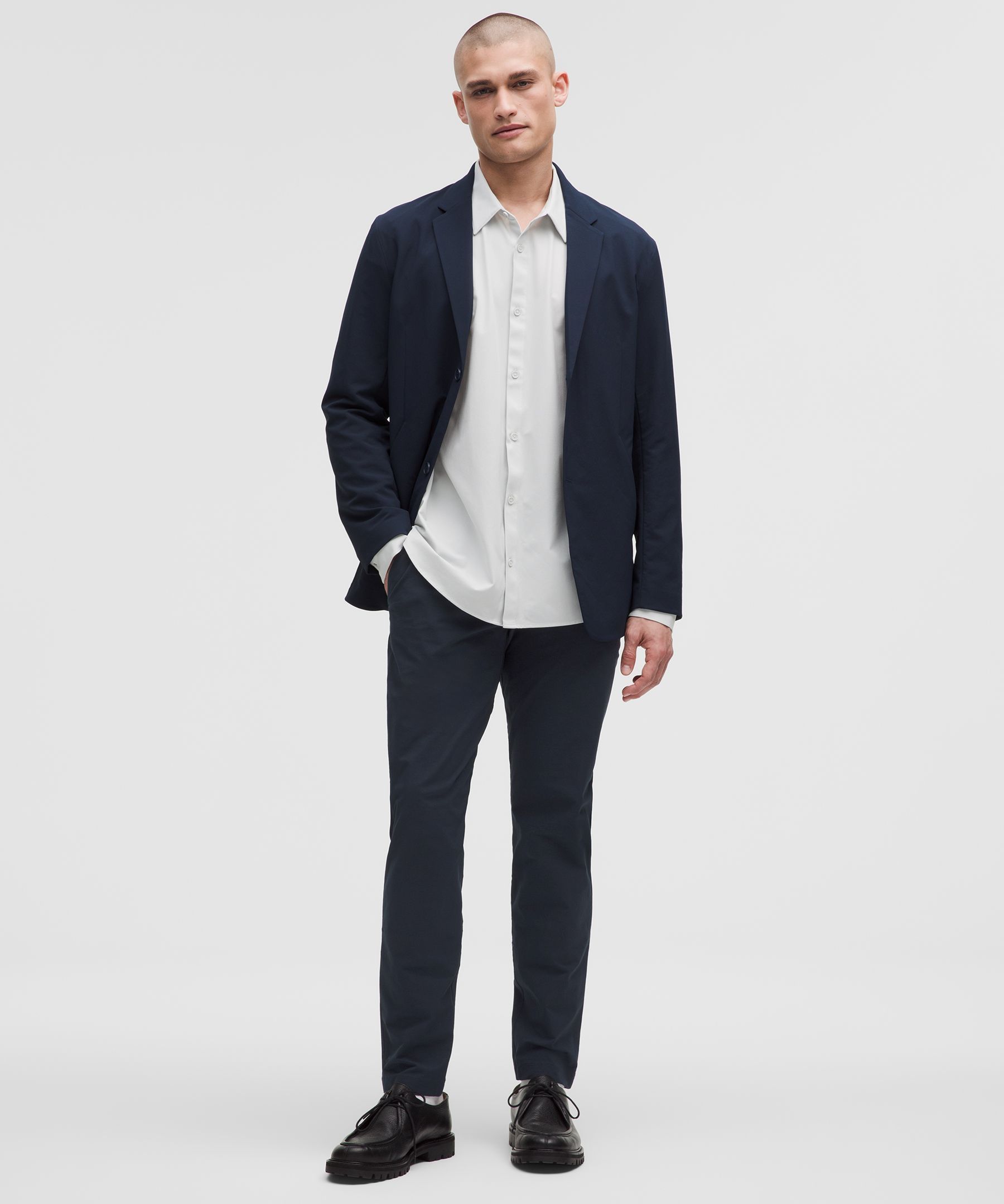 ABC Slim-Fit Pantolon 34L VersaTwill™ hover