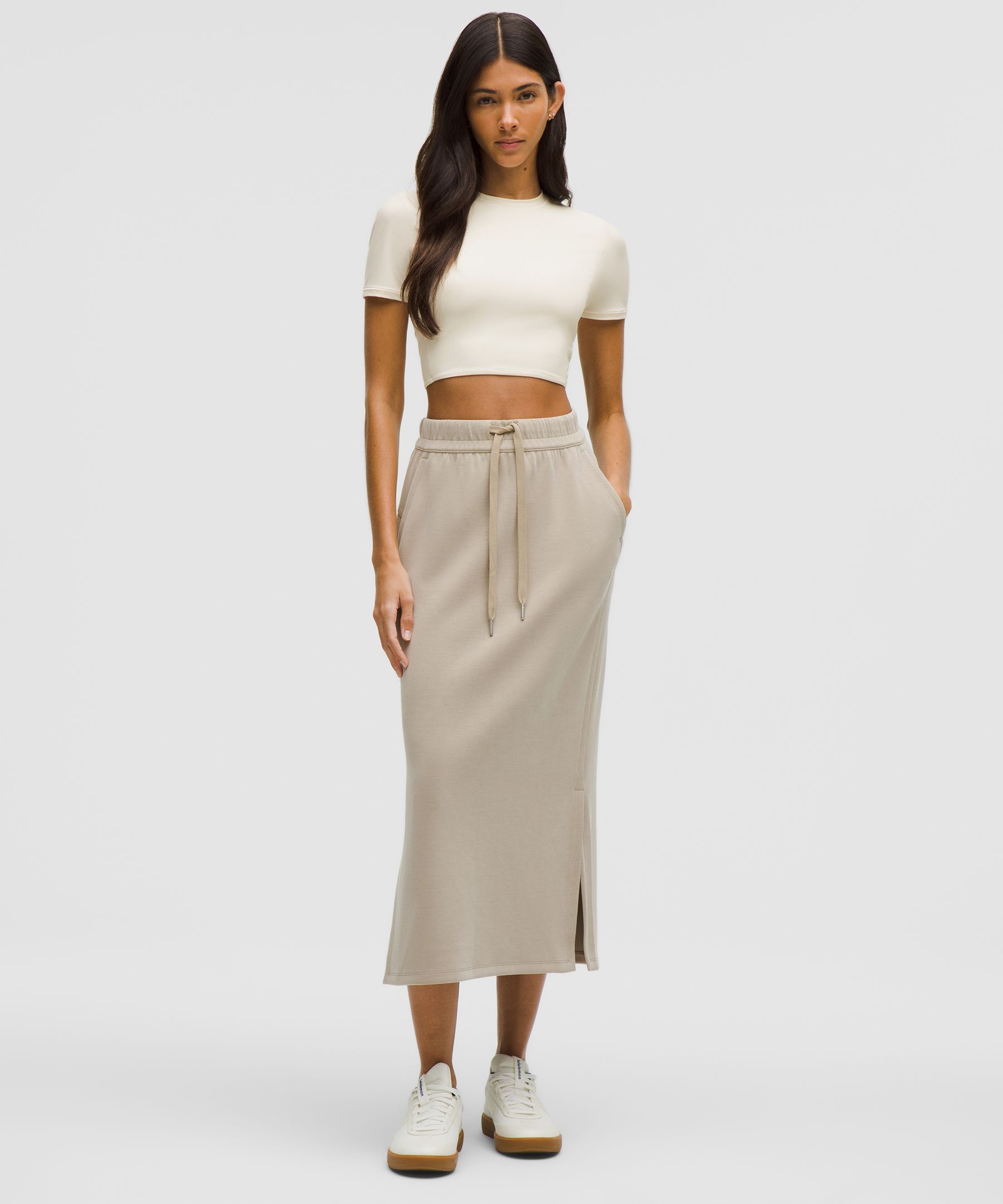 Nulu Bisiklet Yaka Crop T-Shirt hover