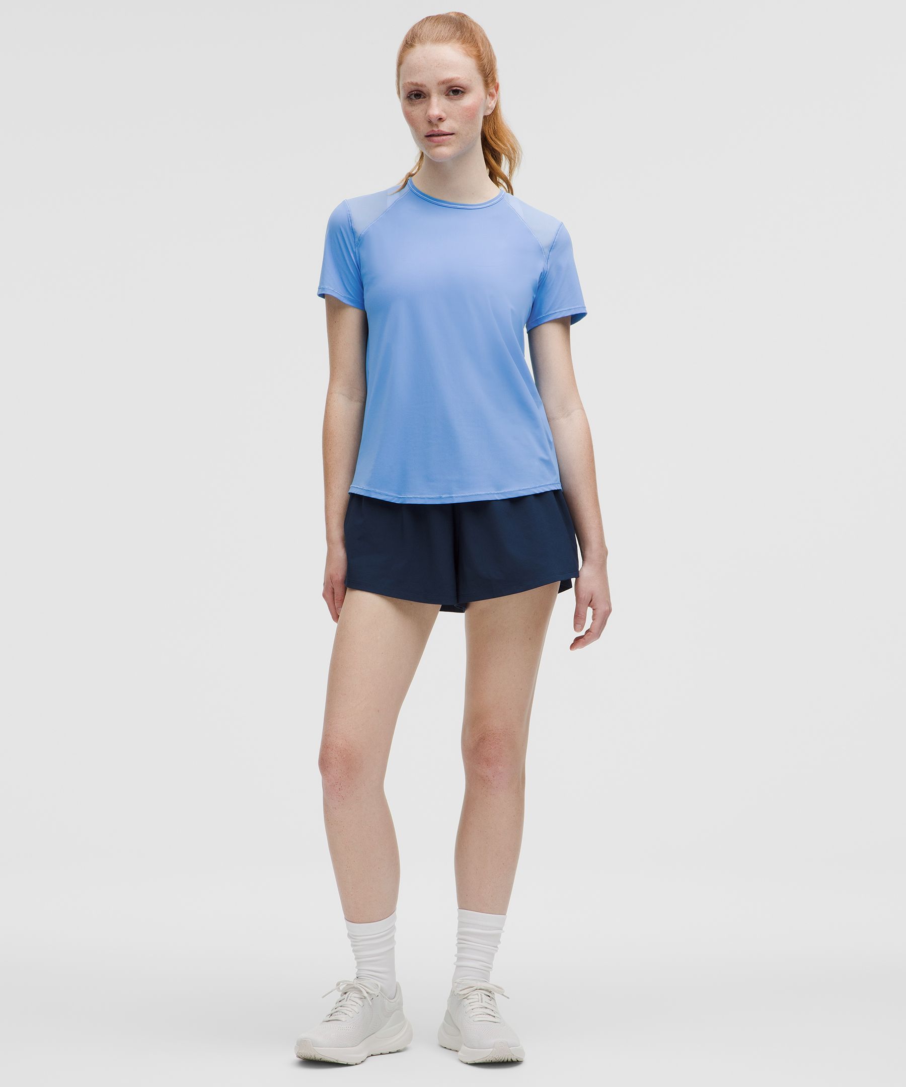 Sculpt Kısa Kollu T-Shirt hover