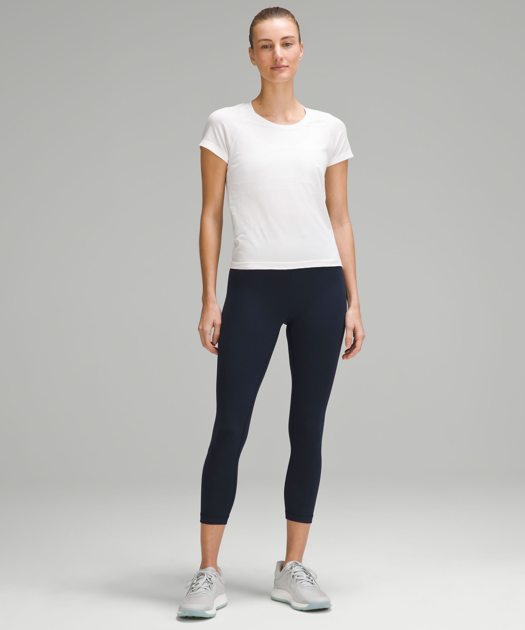 Wunder Train High Rise Crop Tayt 23" hover