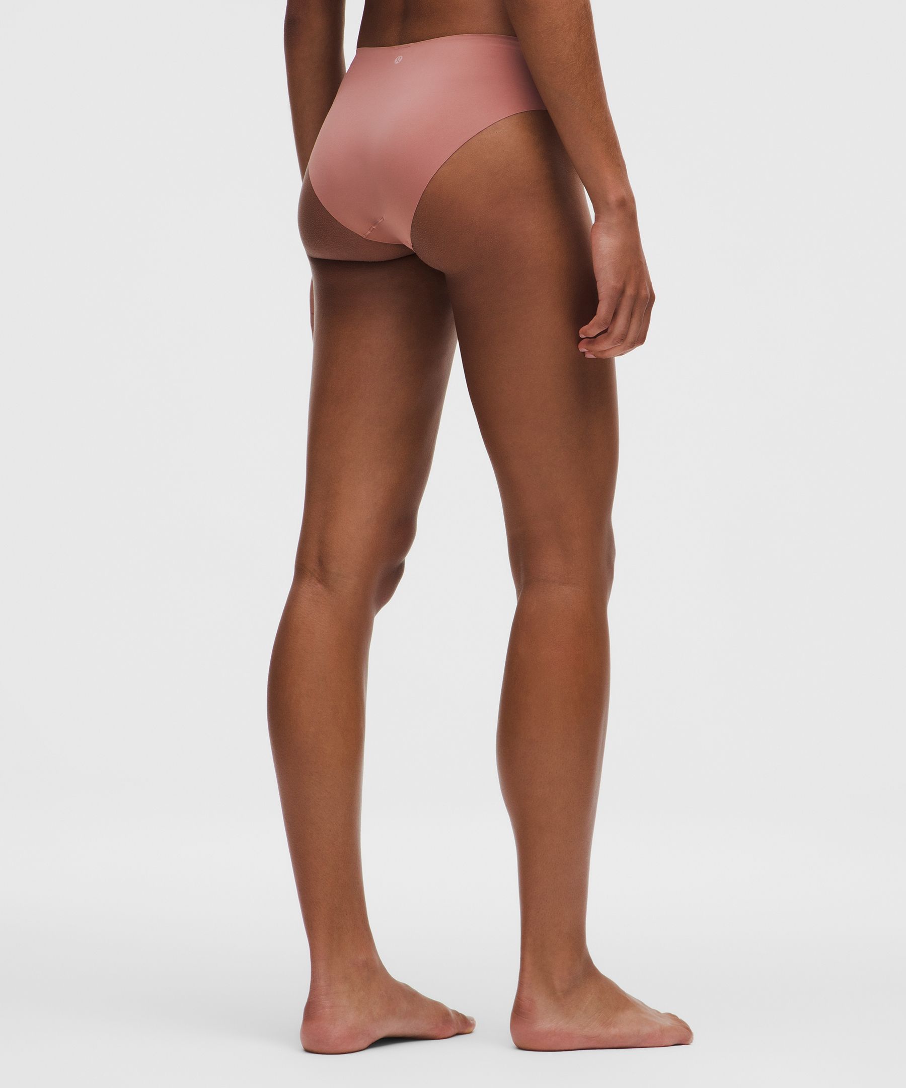 InvisiWear Mid-Rise Bikini Külot hover